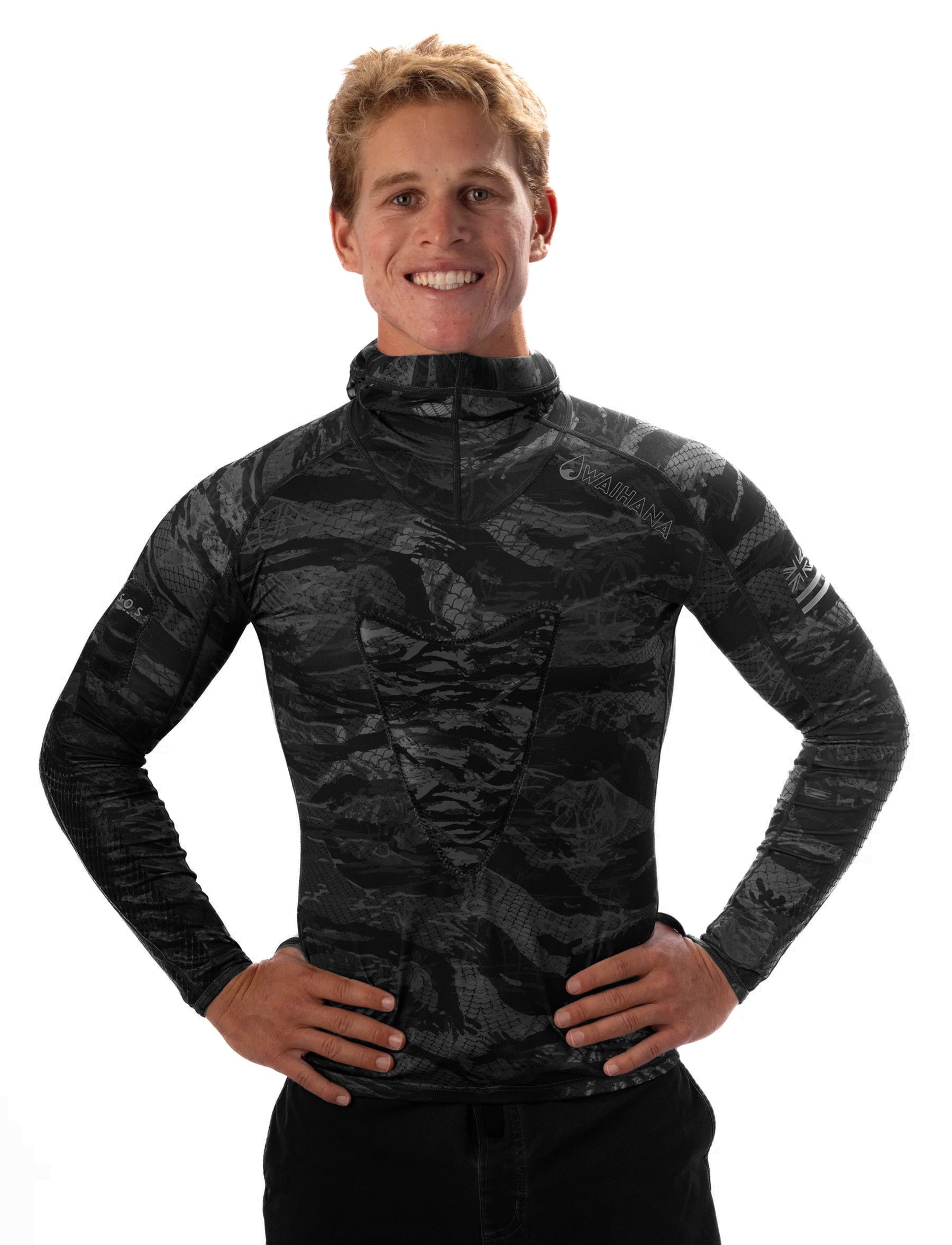 Operator in Tropicam Black maritime concealment system
